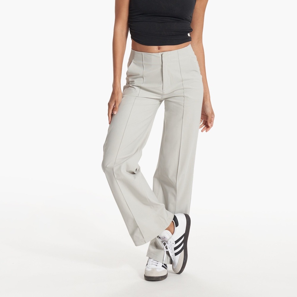 Vuori Women's Meta Wideleg VersaLife Pant Vapor Small Regular